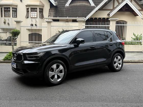 VOLVO XC40 2.0 T4 GASOLINA GEARTRONIC VOLVO XC40 2.0 T4 GASOLINA GEARTRONIC